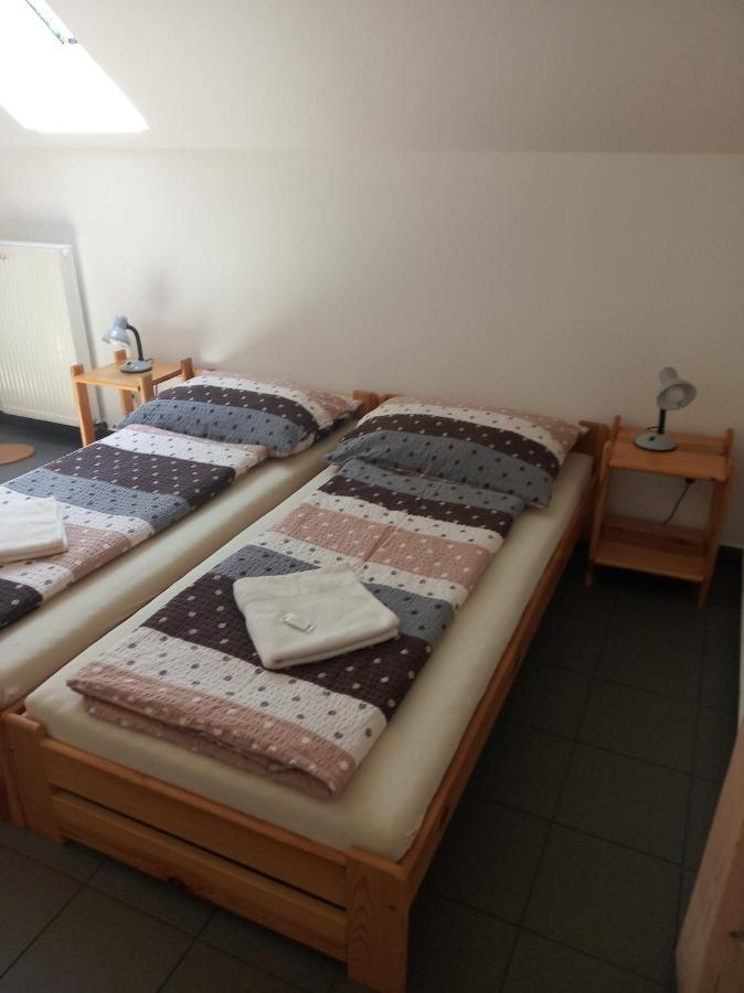 Penzion Na Podlesi Ve Zlate Korune Zlata Koruna Ngoại thất bức ảnh