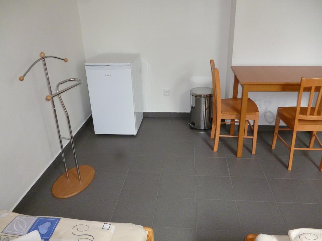 Penzion Na Podlesi Ve Zlate Korune Zlata Koruna Ngoại thất bức ảnh
